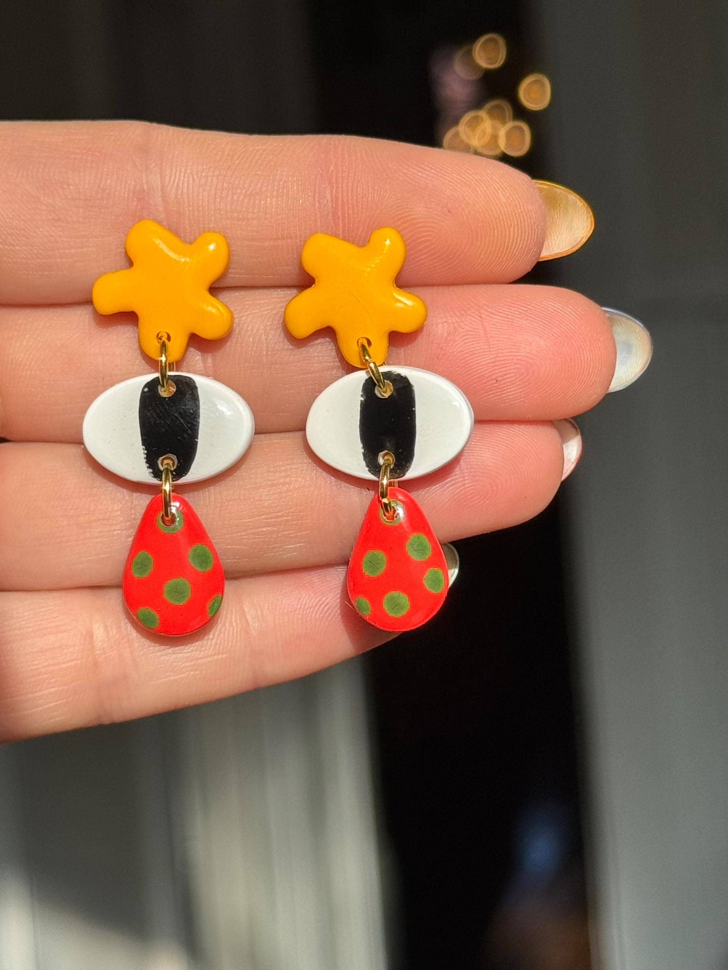 Blinky Fizzletop Earrings