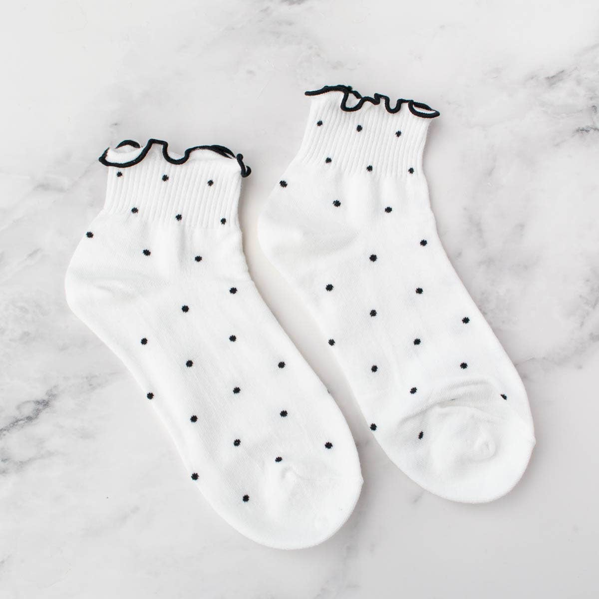 White Ruffled Ankle Socks