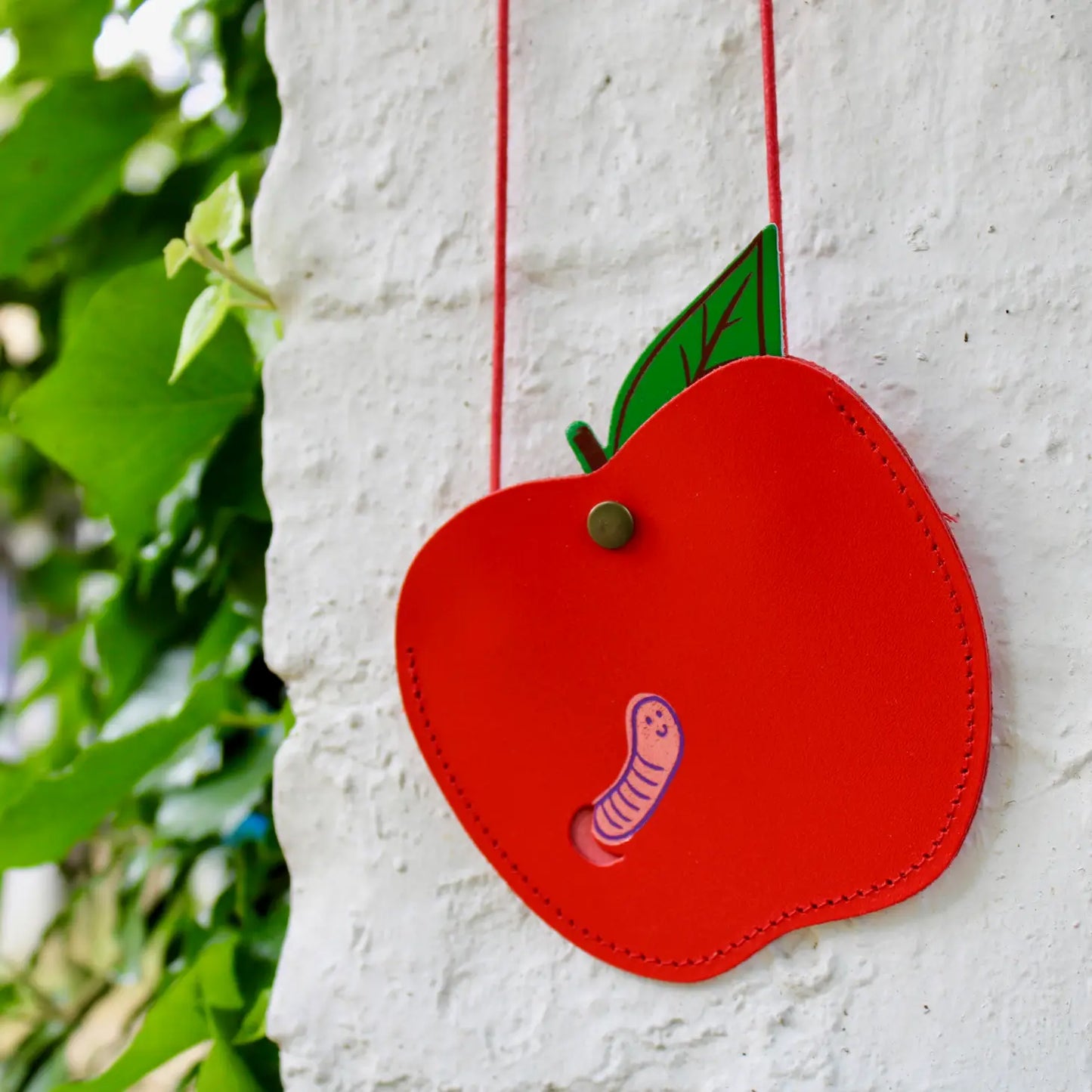 Apple Pocket Purse