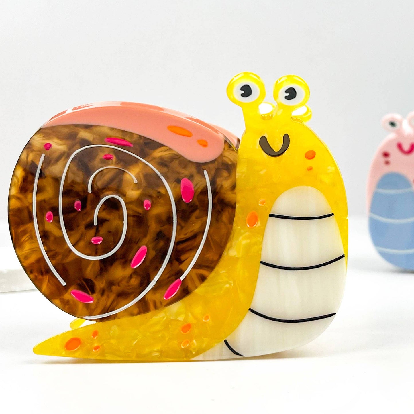 Happy Snail Hair Claw