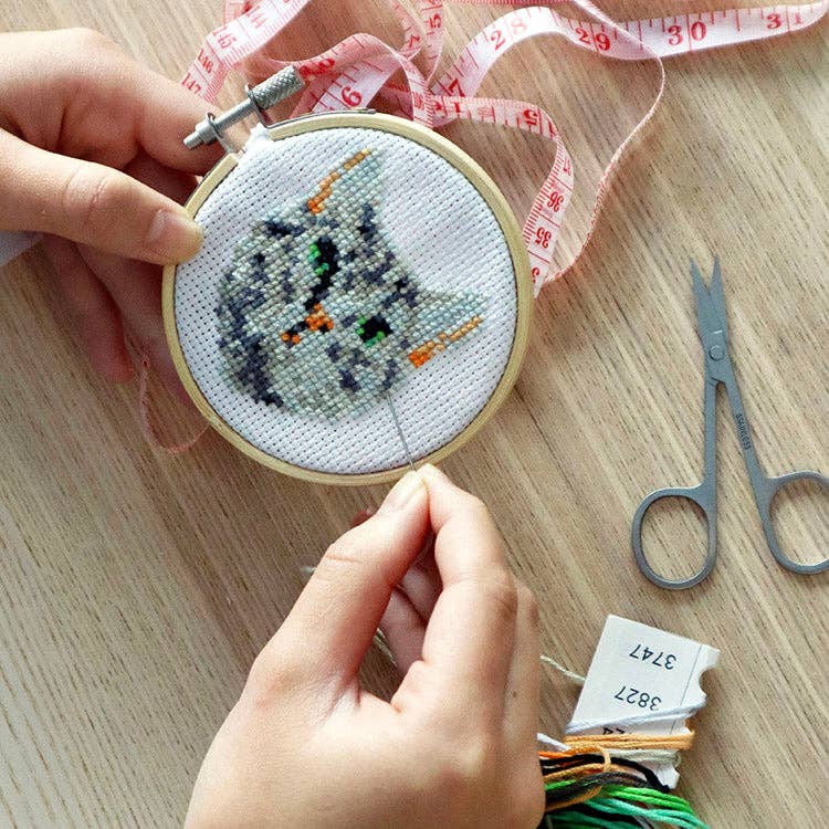 Cat Mini Cross Stitch Embroidery Kit