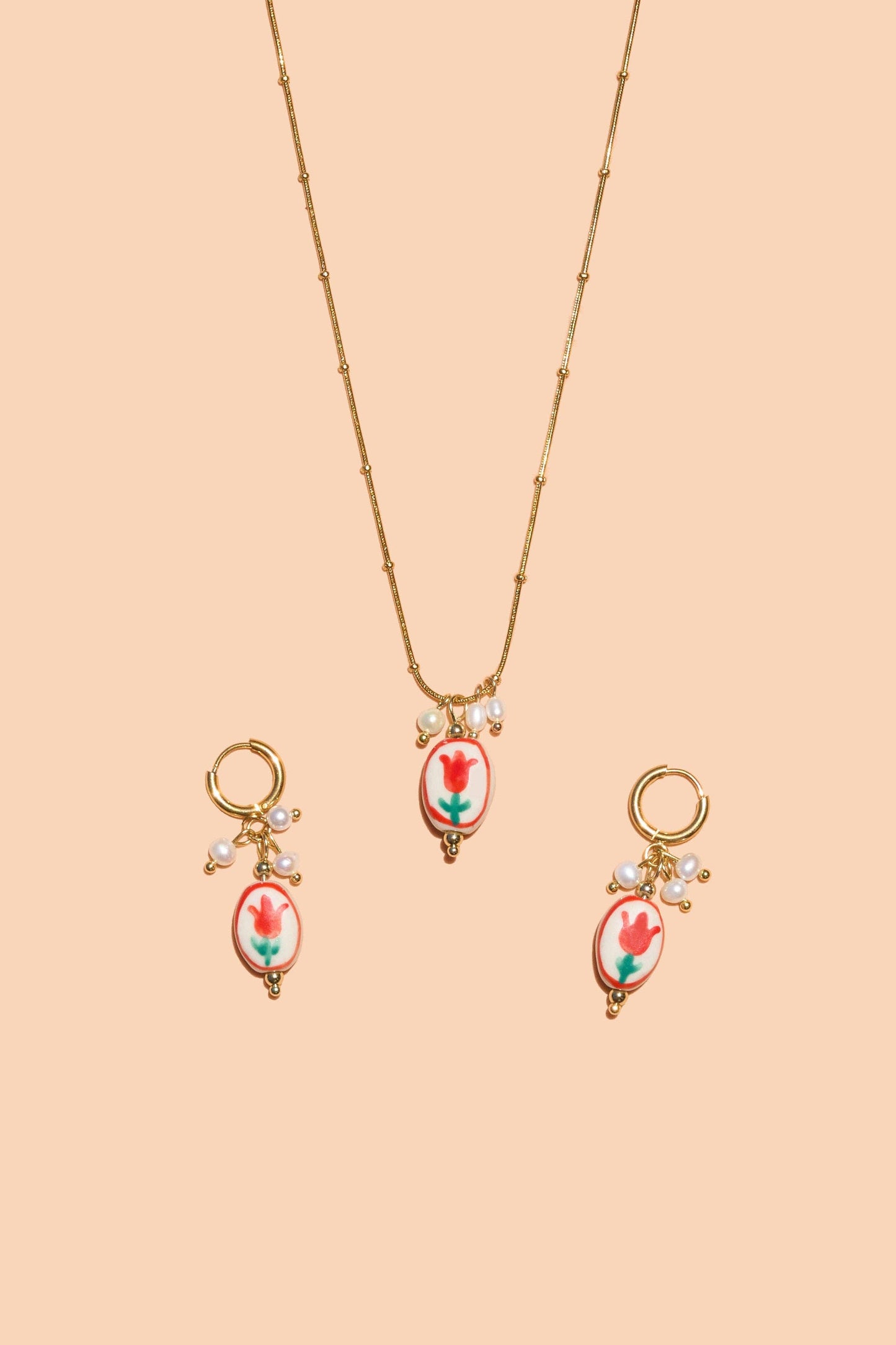Sweet Tulip Necklace