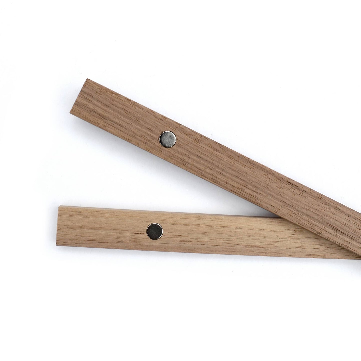 Magnetic Walnut Wood Hanging Frame - 8.5"