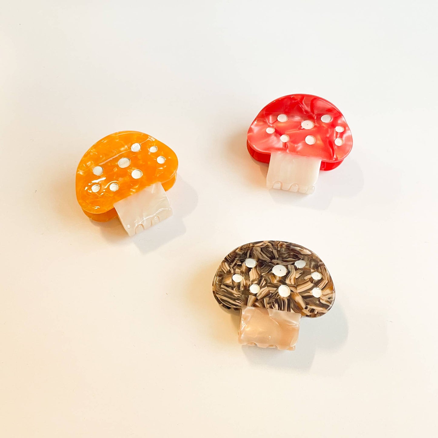 Small Mushroom Hair Claw