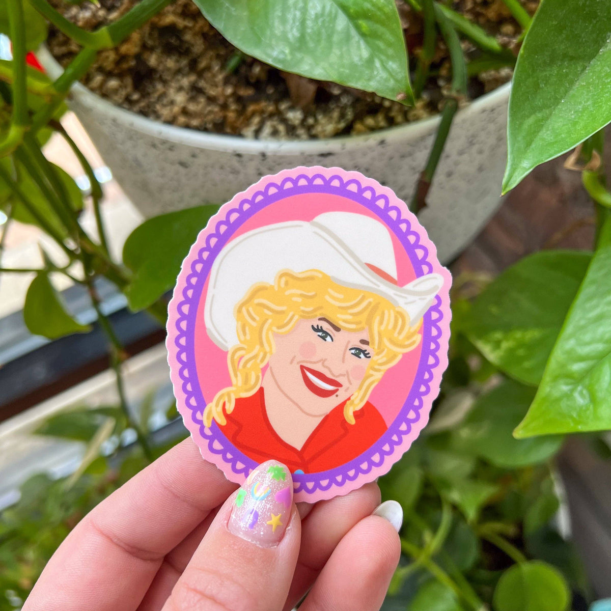 Dolly w/Frame Sticker