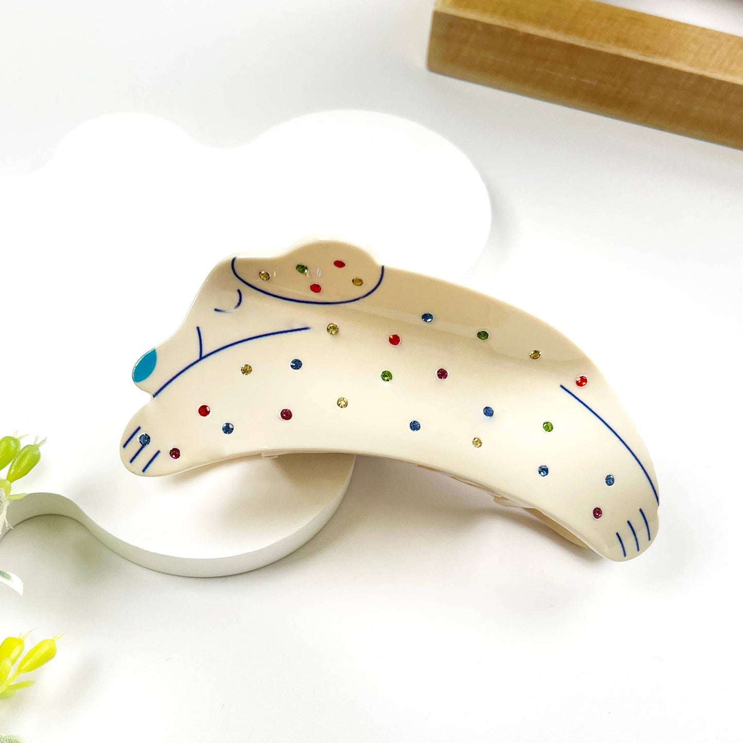 Spotted Puppy Hair Claw