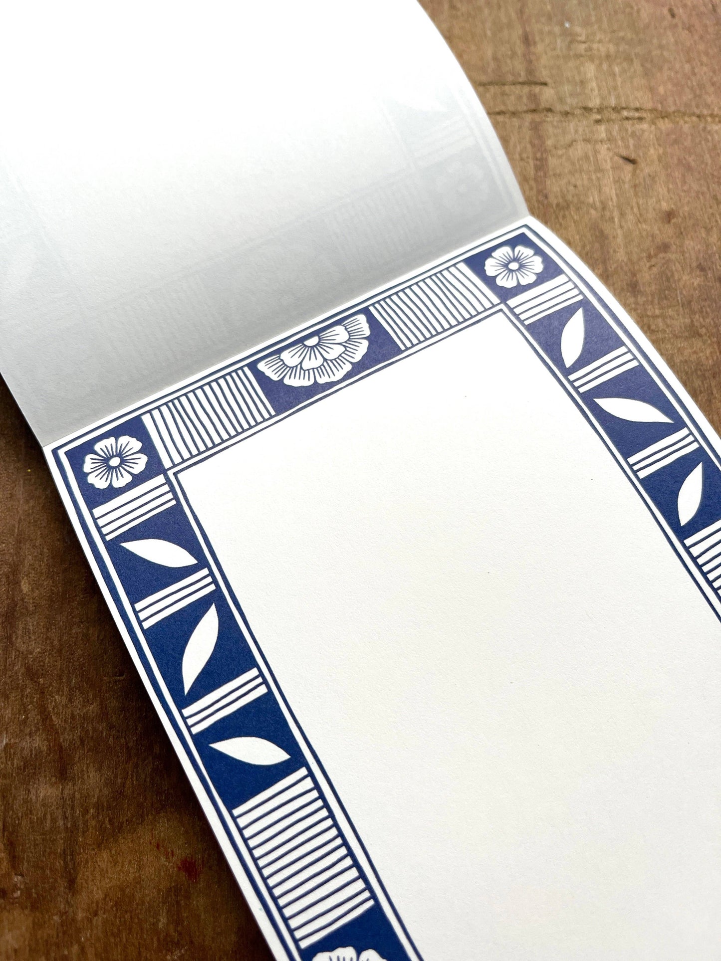 Blue Ceramic Motif Market Pad