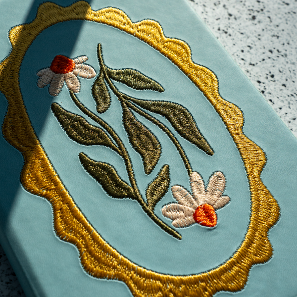 Daisy Frame Notebook