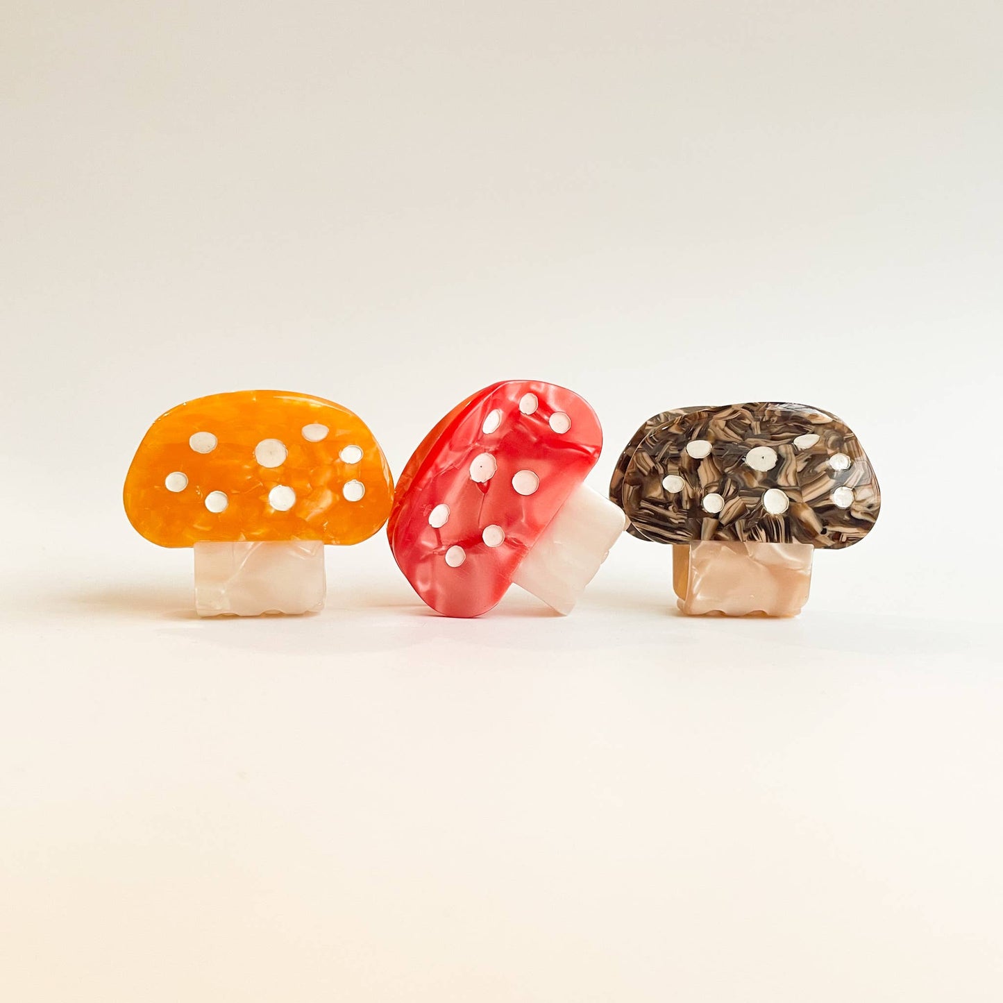 Small Mushroom Hair Claw