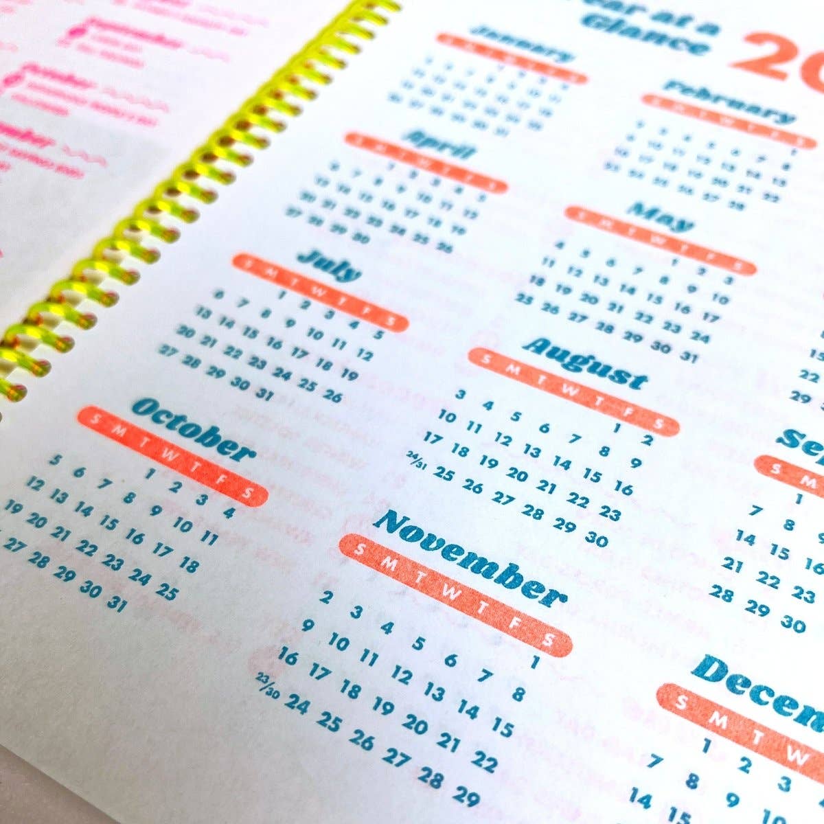 2027 Aura Dated Planner