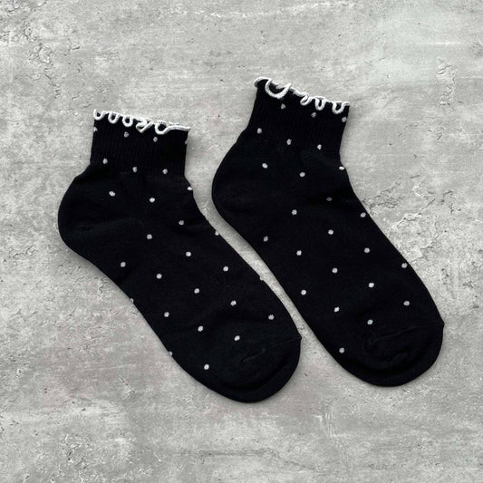 Black Ruffled Ankle Socks